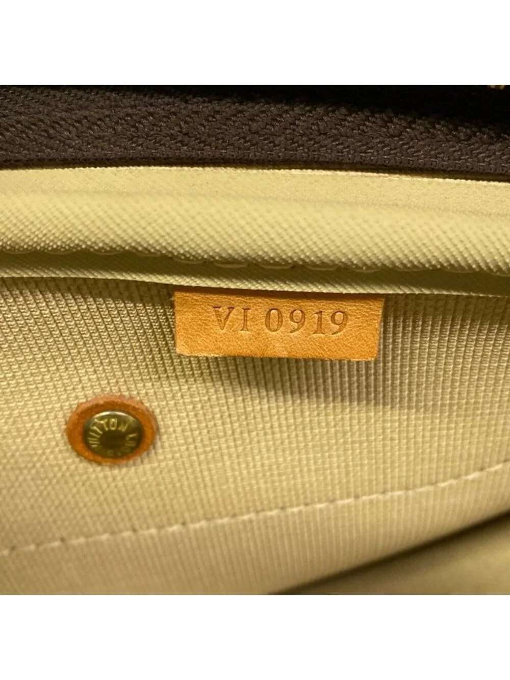 Louis Vuitton Boston Bag Monogram Alize de Poche